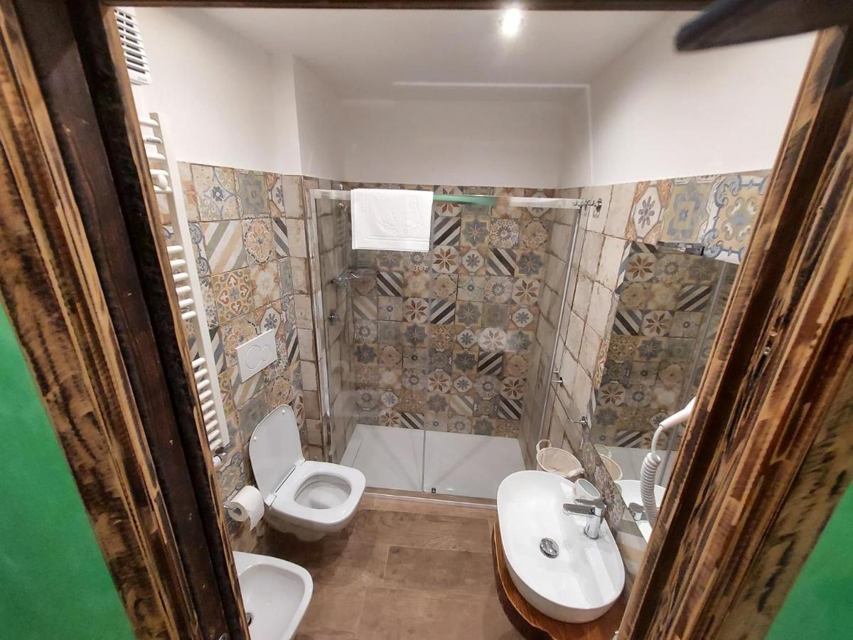 Casa Vacanze La Ripa Сутри Экстерьер фото